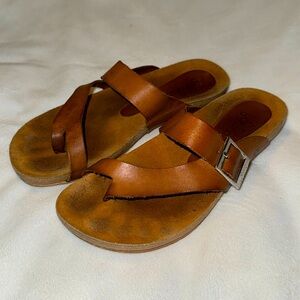 Yokono Made in Spain Brown Leather Toe Loop Sandal Size 6.5